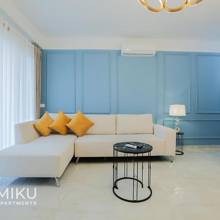 Miku Apartment - Glamorous 1Bedroom Apartment At Olympic Residence Tirana Exterior foto