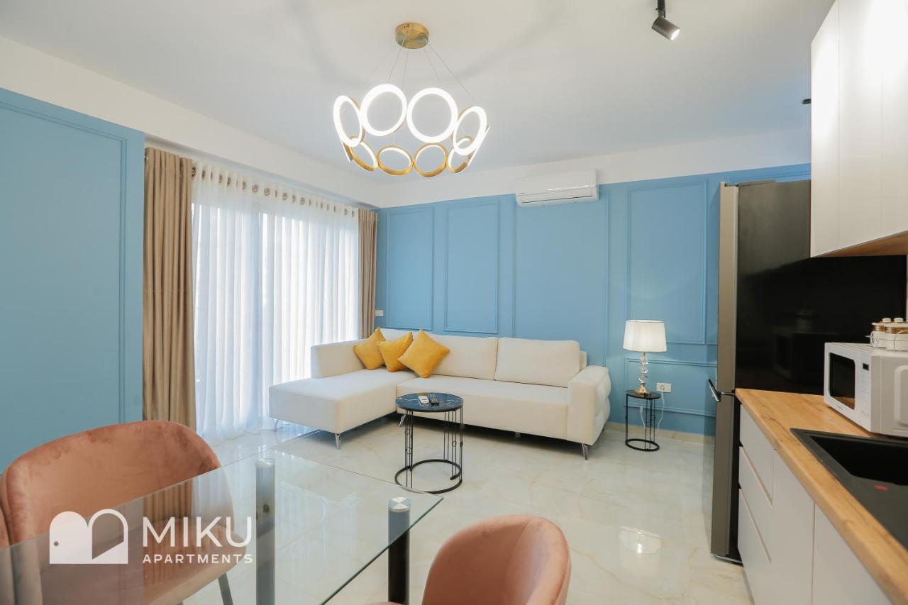 Miku Apartment - Glamorous 1Bedroom Apartment At Olympic Residence Tirana Exterior foto