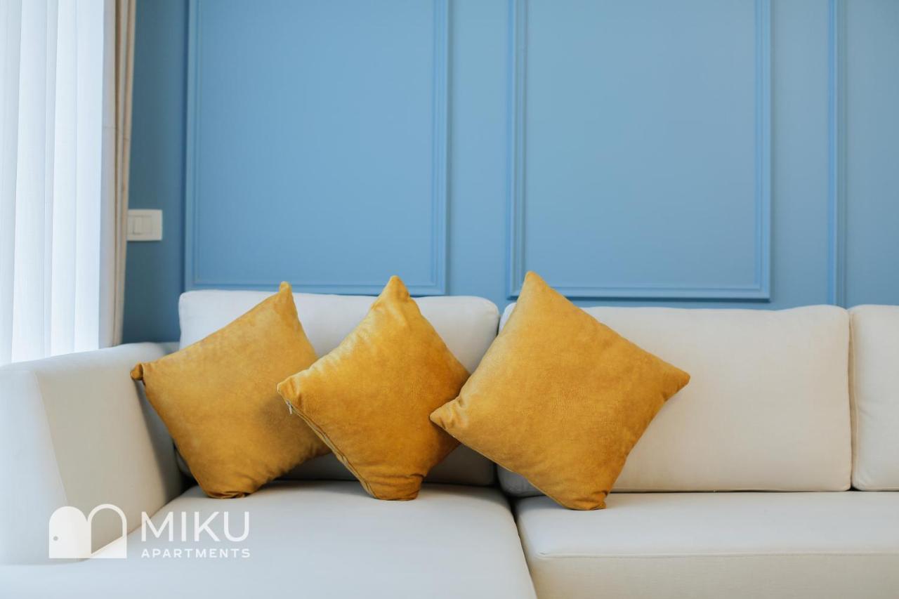 Miku Apartment - Glamorous 1Bedroom Apartment At Olympic Residence Tirana Exterior foto