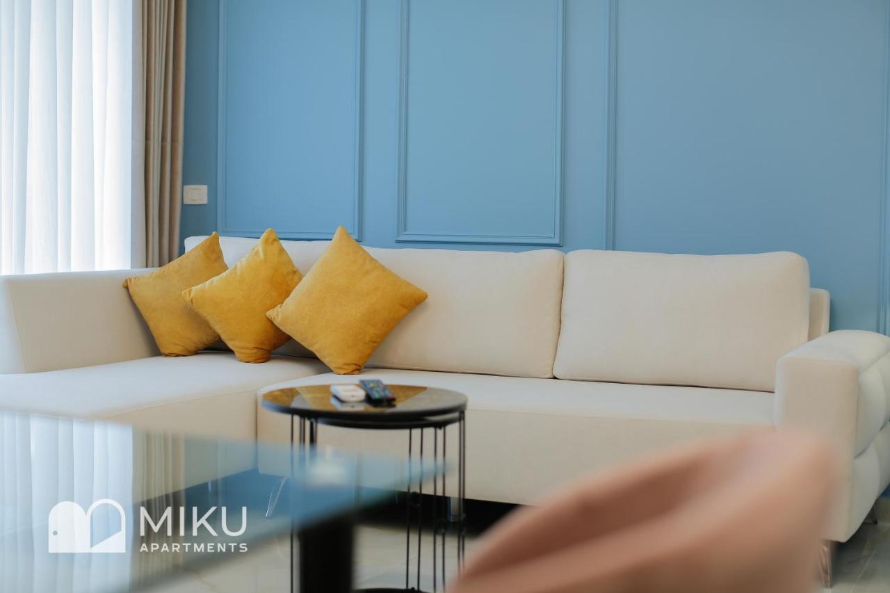 Miku Apartment - Glamorous 1Bedroom Apartment At Olympic Residence Tirana Exterior foto