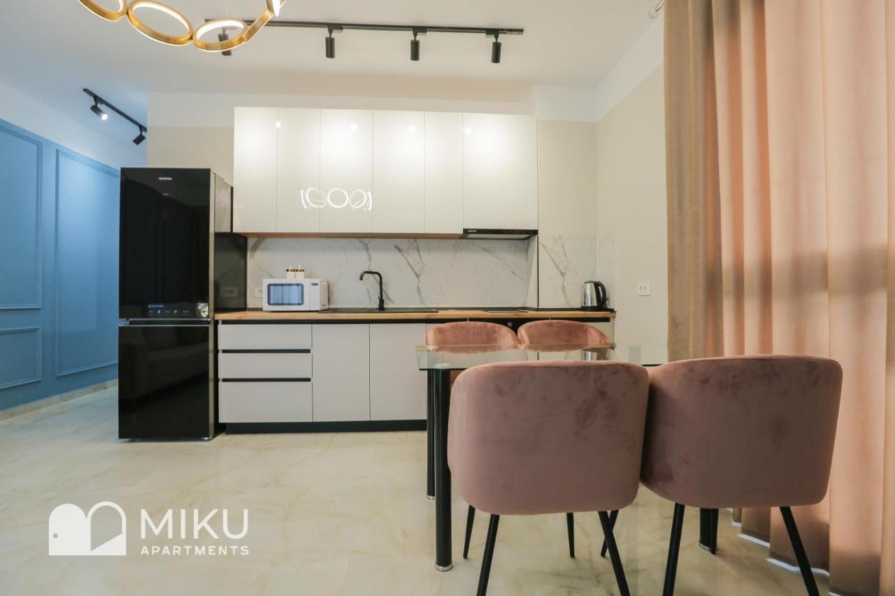 Miku Apartment - Glamorous 1Bedroom Apartment At Olympic Residence Tirana Exterior foto